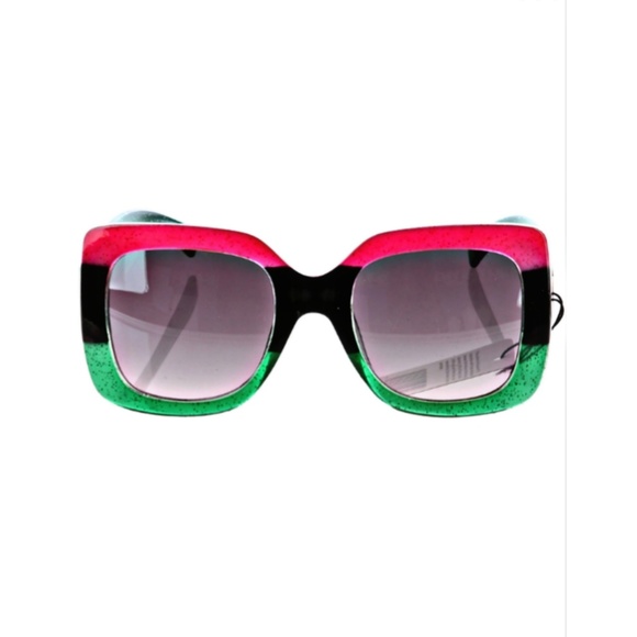 Oversized Square Inspired Sunglasses - Picture 1 of 2